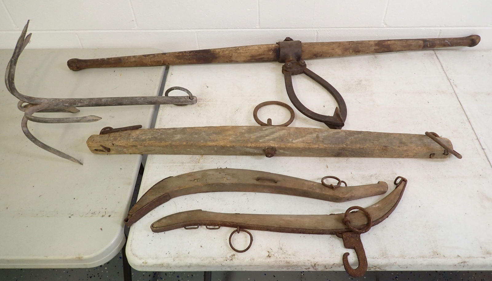 Haines Single Tree Boat Anchor Ice / Log Tongs (1 of 2)