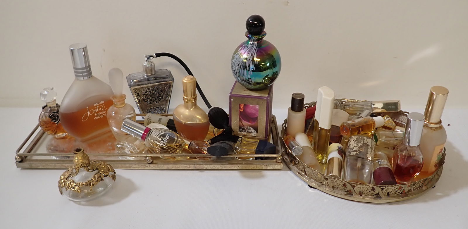 Perfume & Vanity Trays (1 of 3)