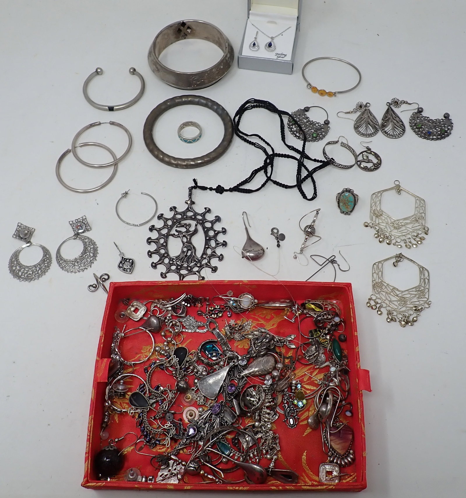 Sterling Silver & Misc Jewelry (1 of 8)
