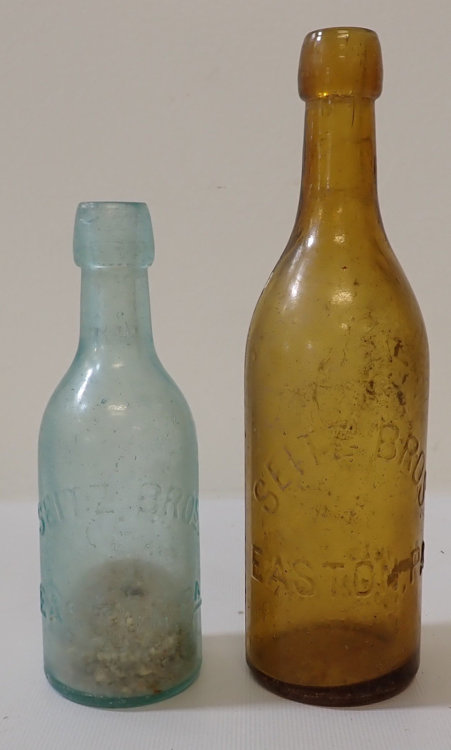 2 Seitz Easton PA Beer Bottles (1 of 5)
