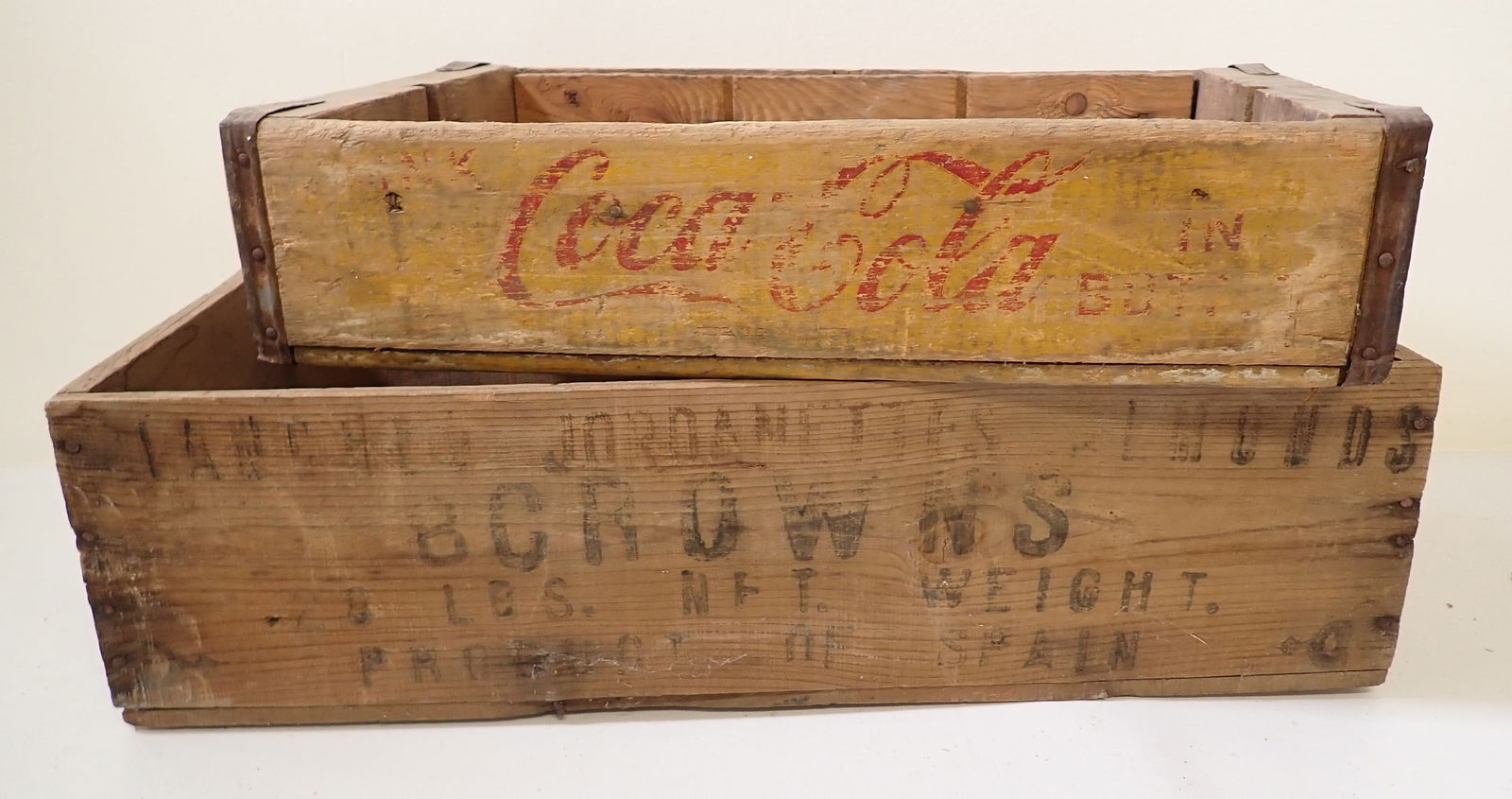 Wooden Crates incl Coca Cola (1 of 4)