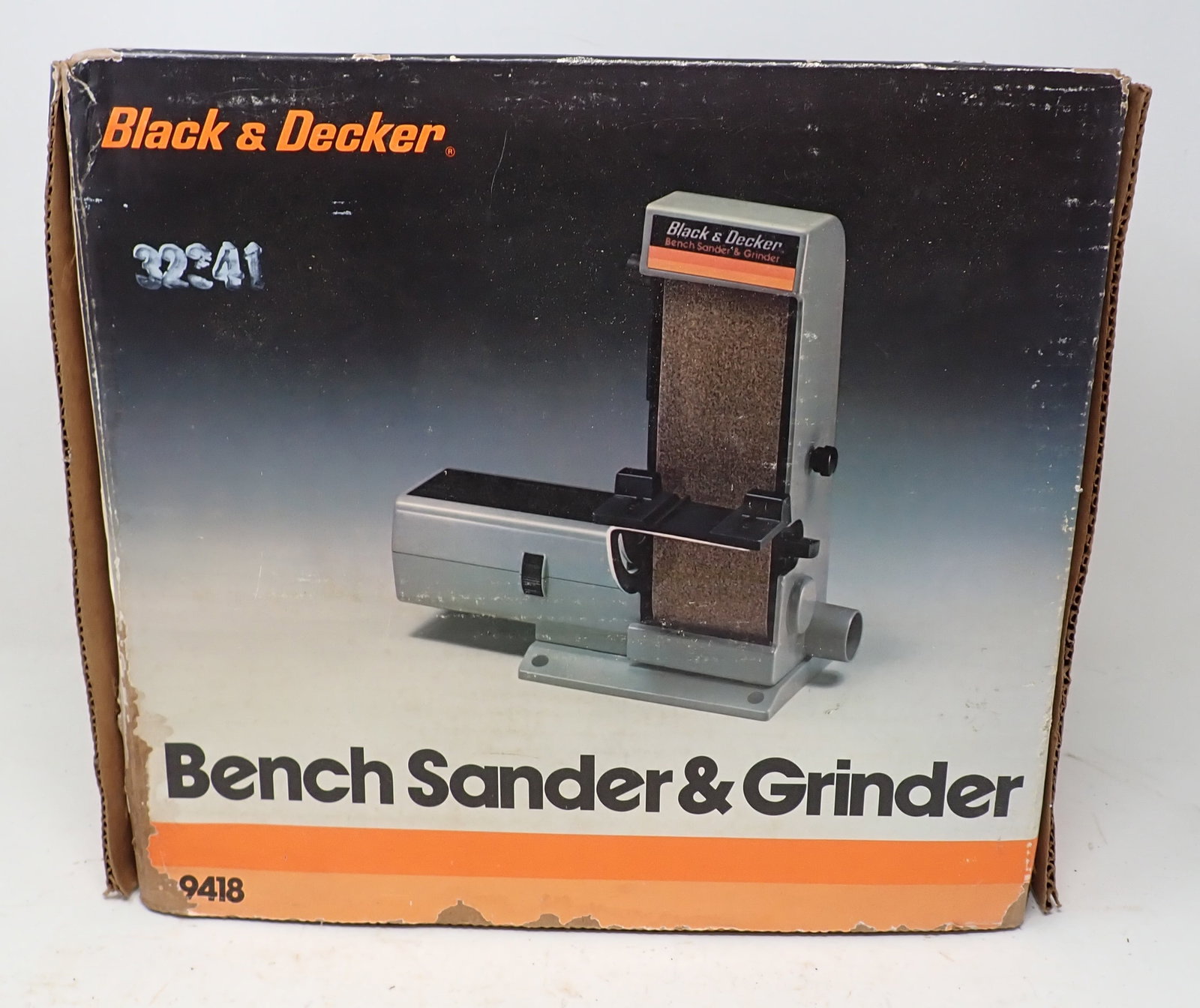 Black & Decker Bench Sander & Grinder (1 of 2)