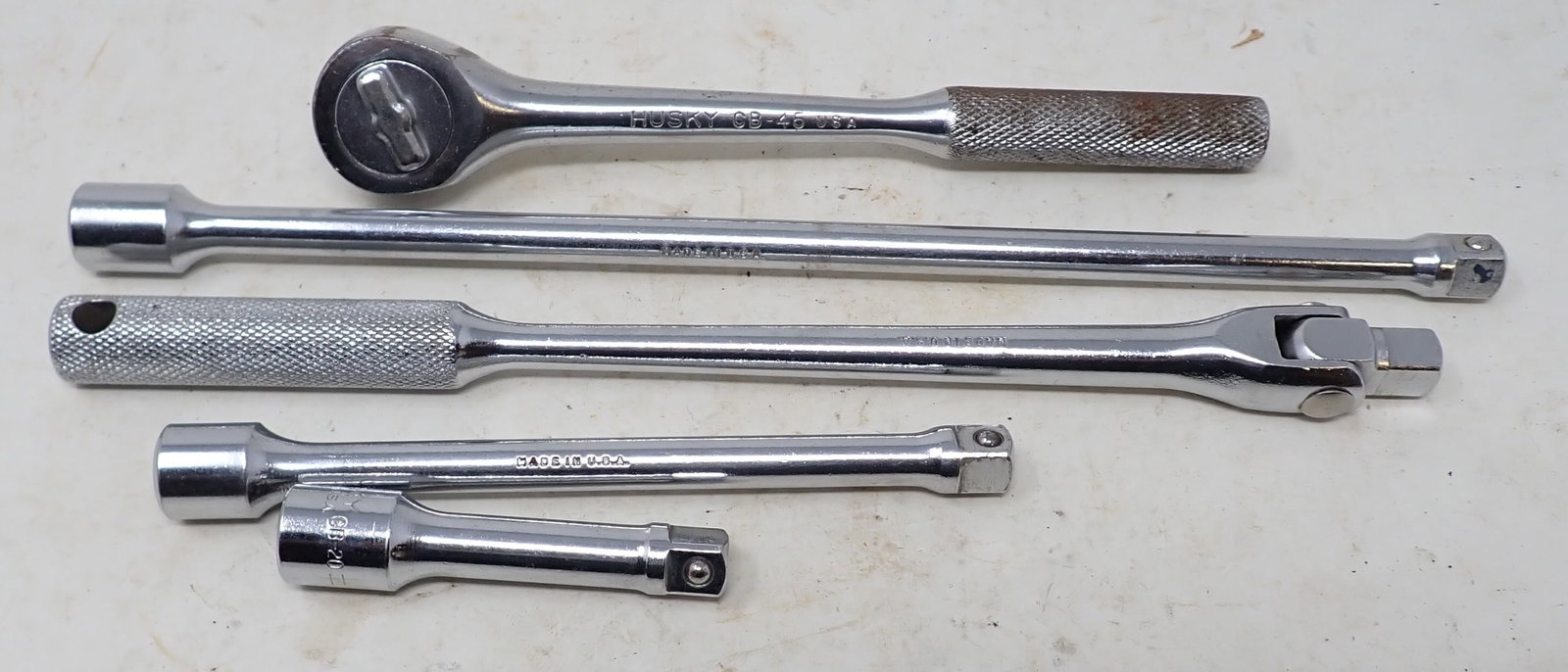 Husky 3/8" Drive Rachets Extensions Breaker Bar (1 of 2)