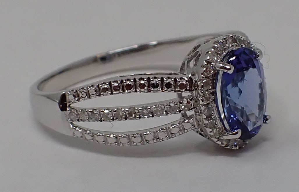 14k White Gold Tanzanite & Diamond Ring (1 of 5)