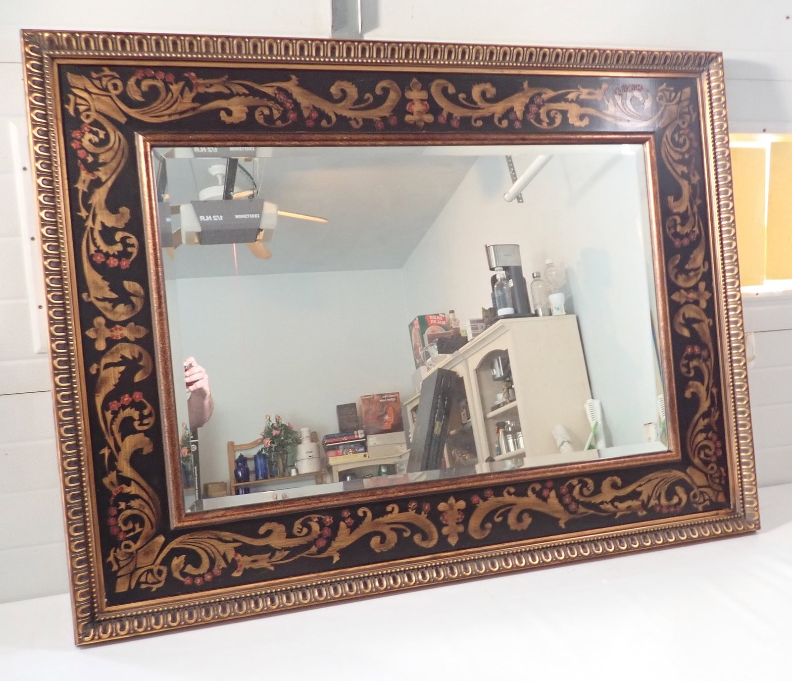 Decorator Wall Mirror (1 of 2)