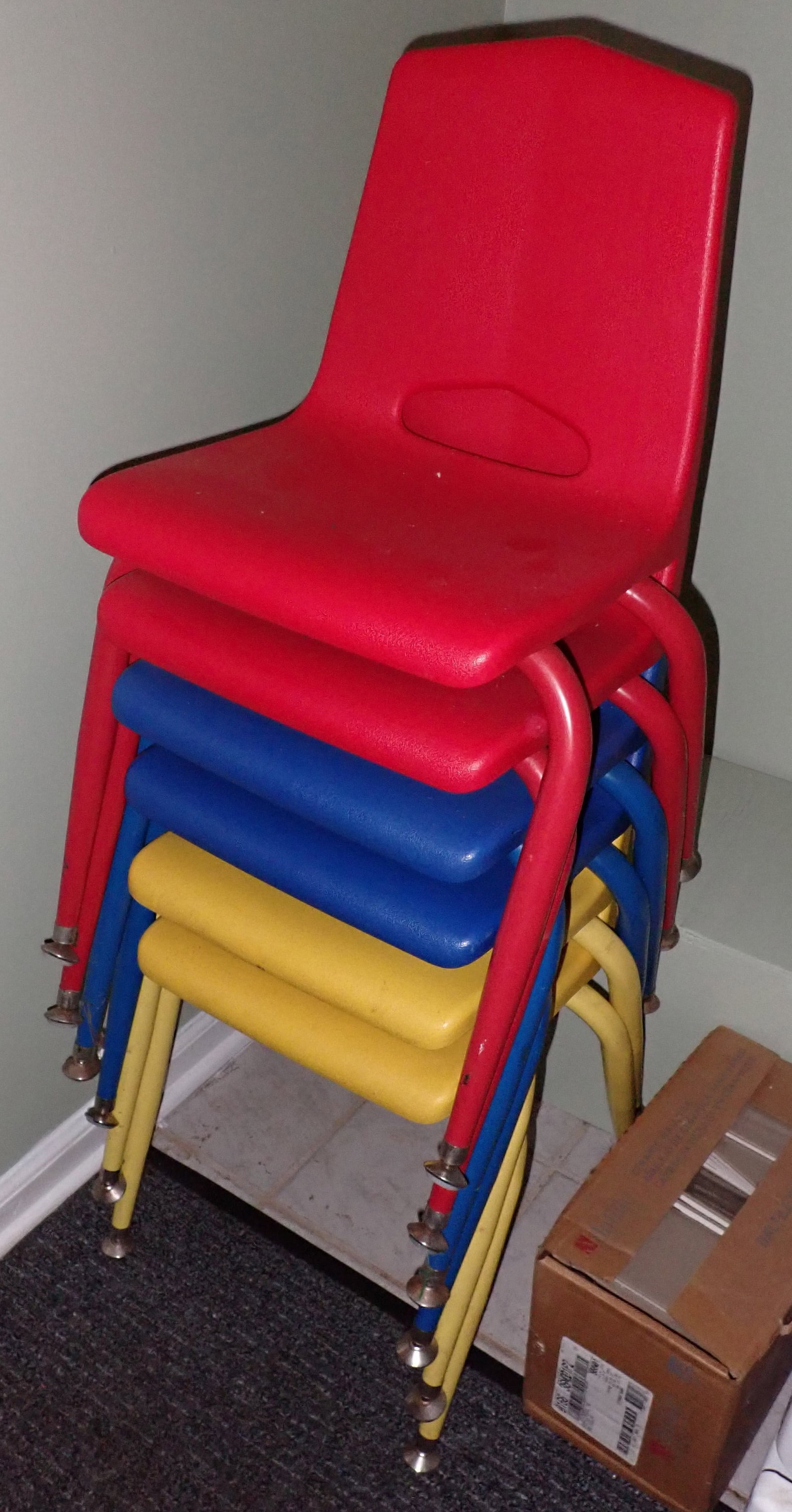 6 Childrens Chairs (1 of 2)