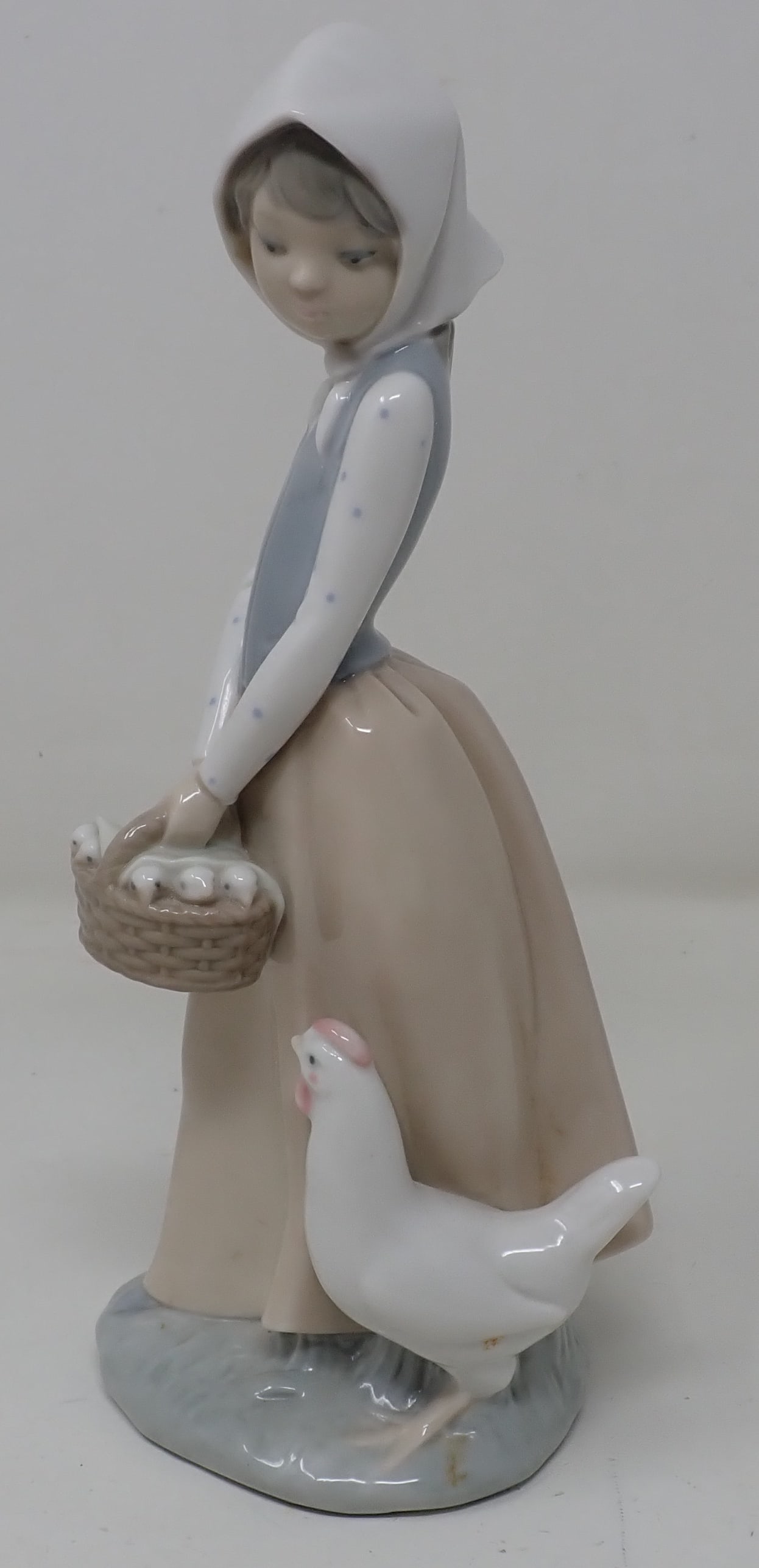 Zaphir Girl w/ Chicken & Chics in Basket: Approx 8 3/4" tall