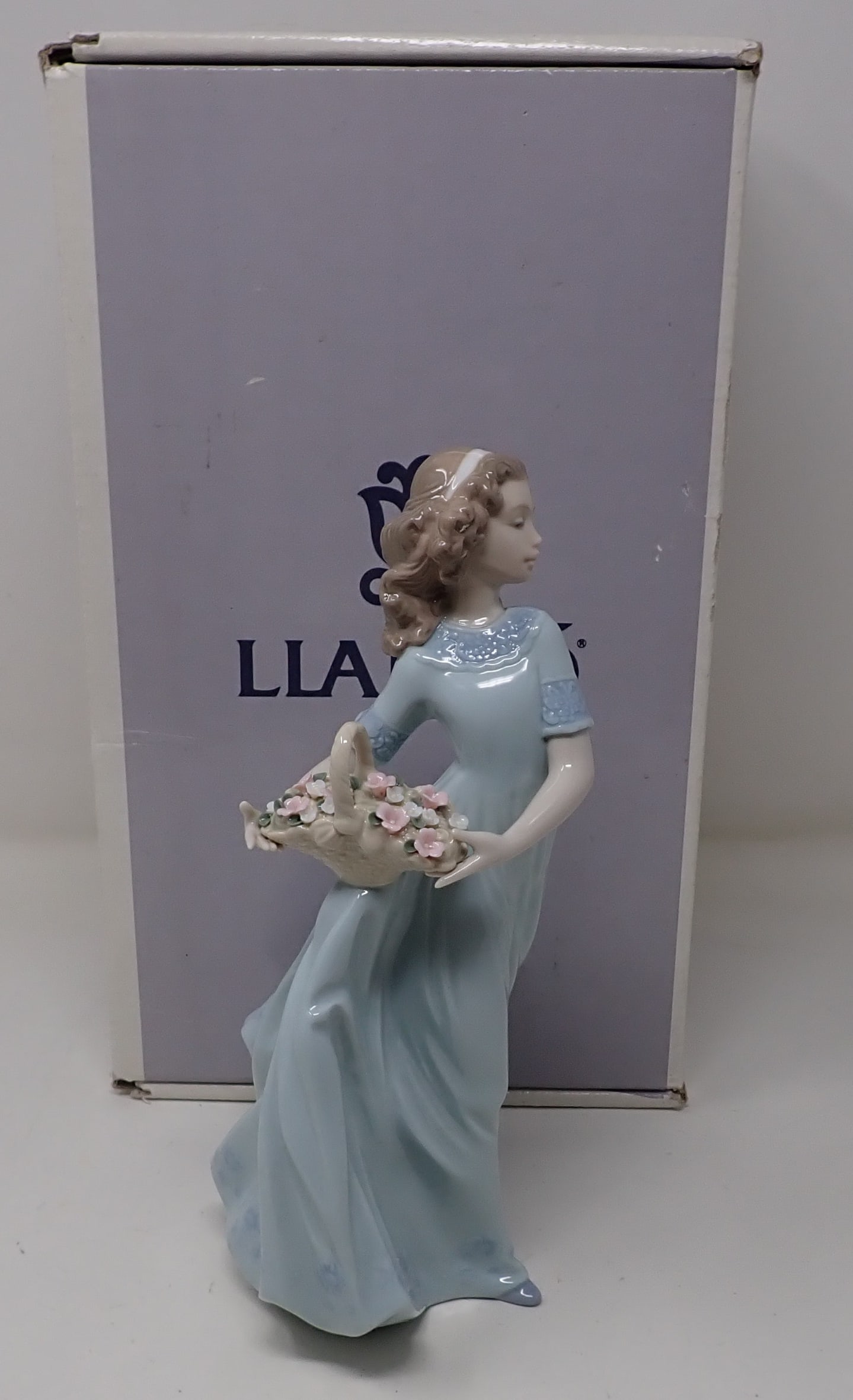 Lladro Spring Enchanment Figurine (1 of 3)