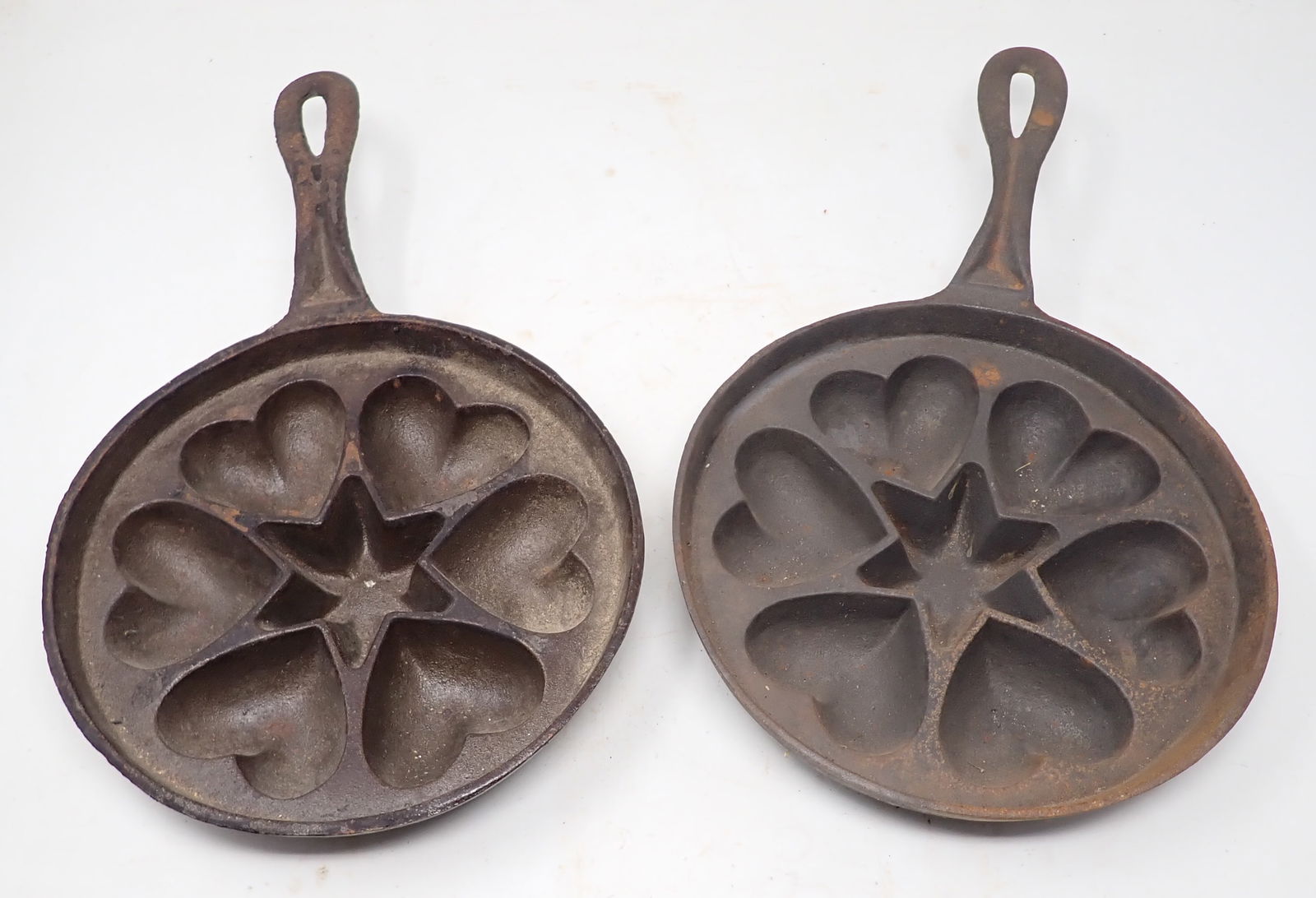 2 Cast Iron Heart & Star Molds (1 of 2)