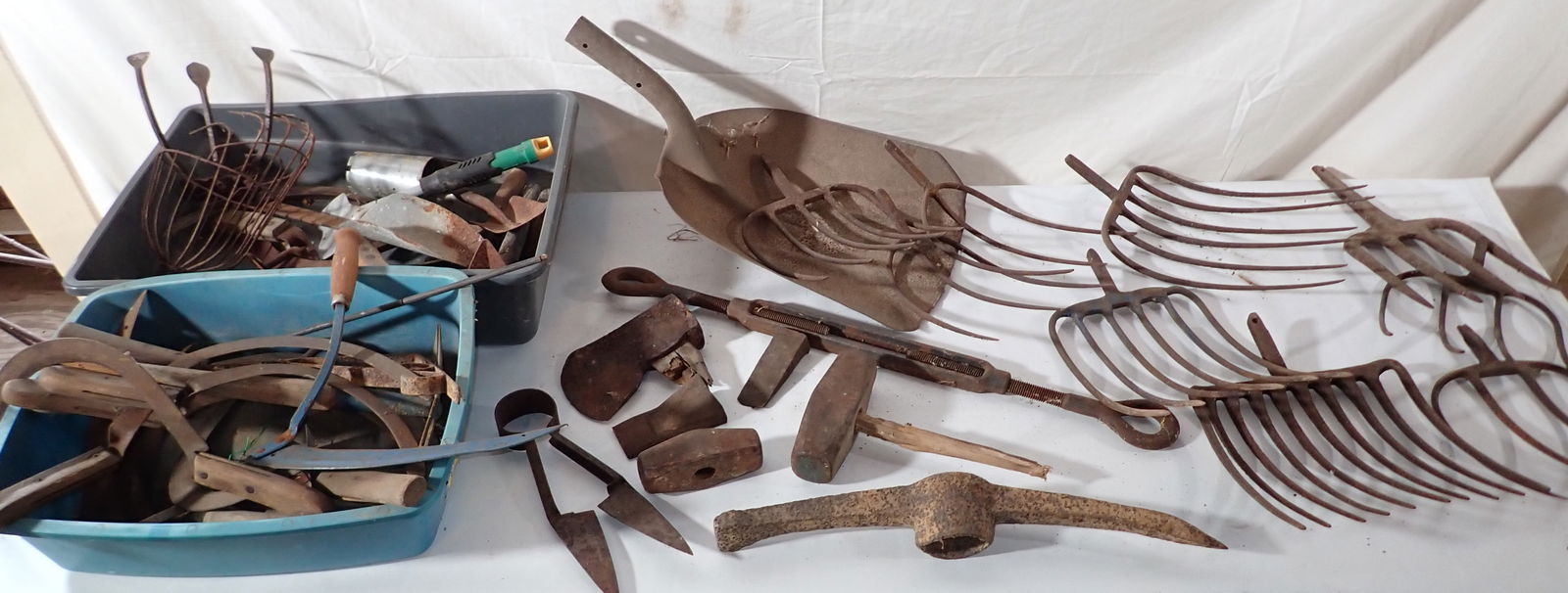 Gardening Tools Hay Fork Heads & Misc (1 of 8)