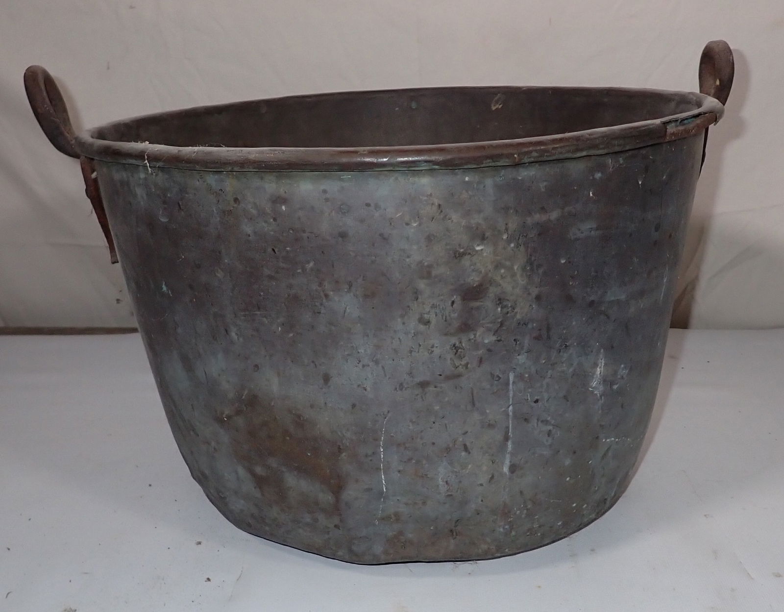 Brass Apple Butter Kettle (1 of 4)