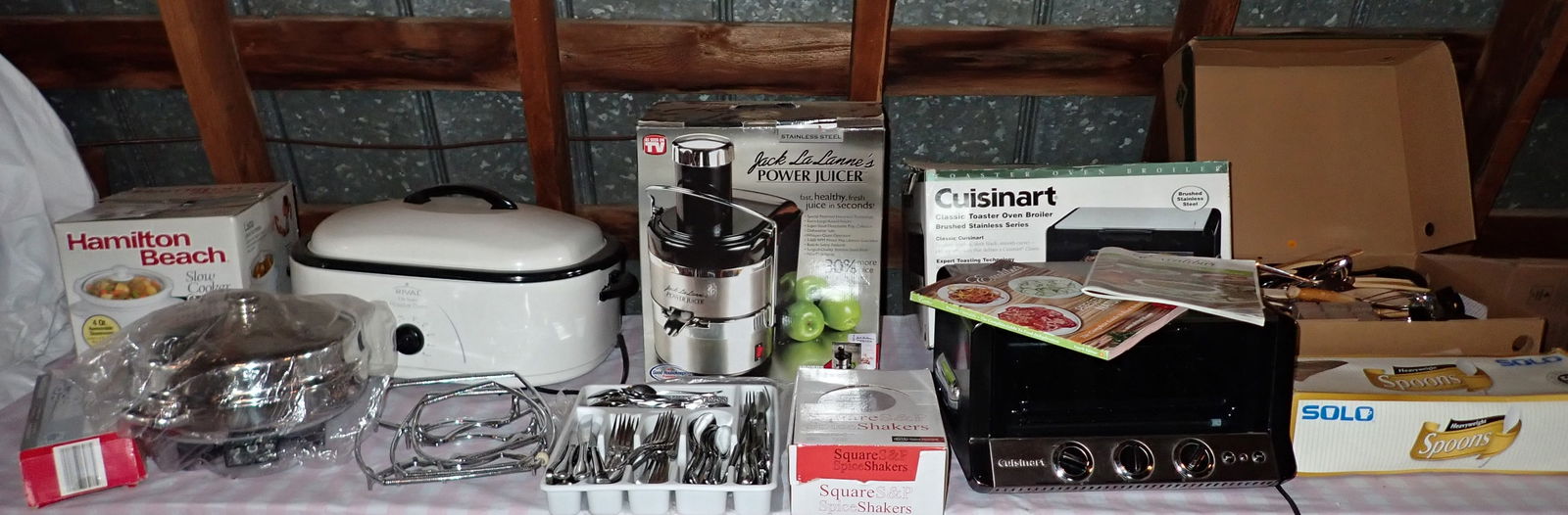 Small Kitchen Appliances Misc Kitchenware: Getting all pictured on top of table. Must take all ! No shipping !
