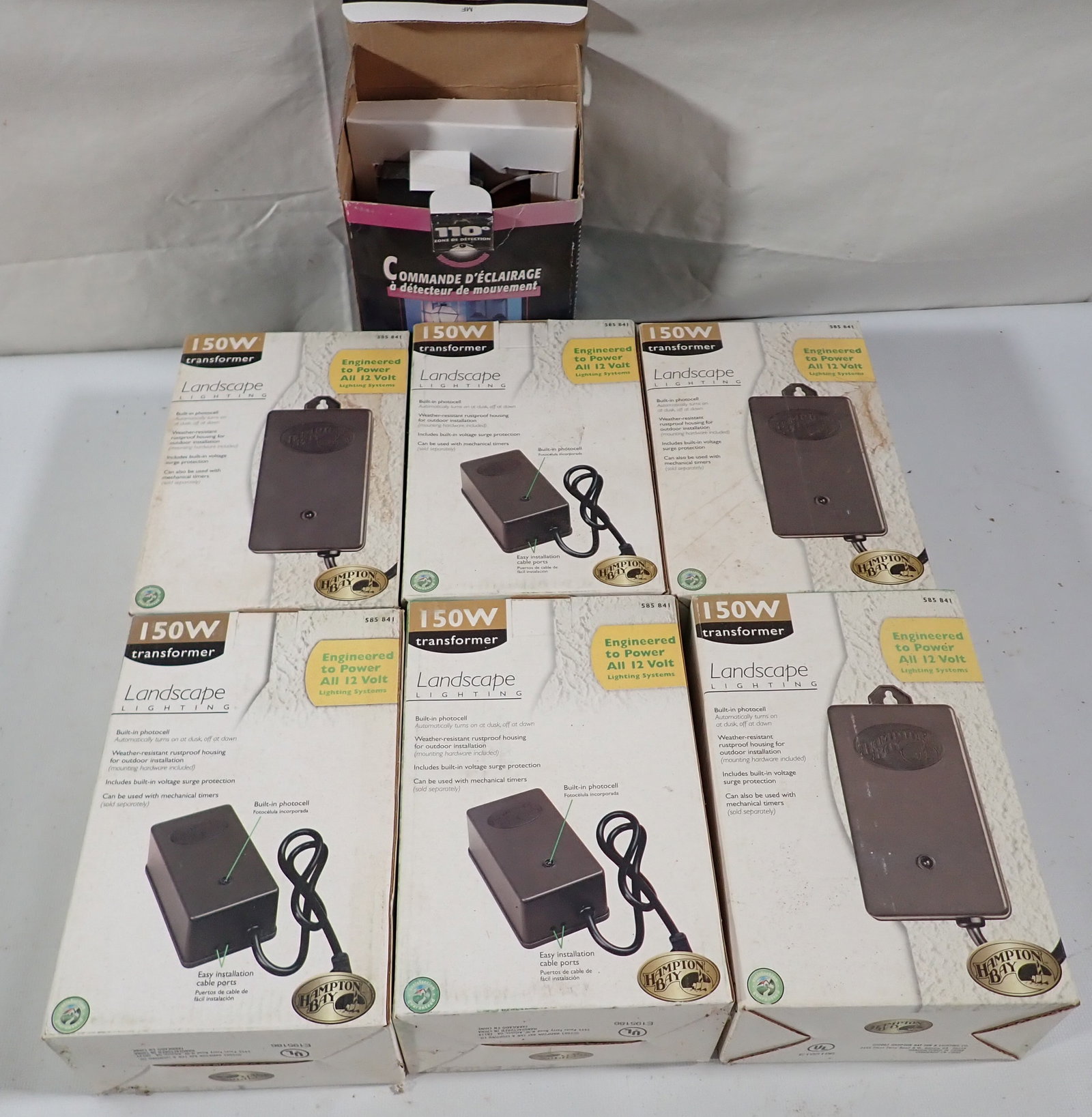 Hampton Bay 150w Landscape Lighting Transformers: Getting all pictured