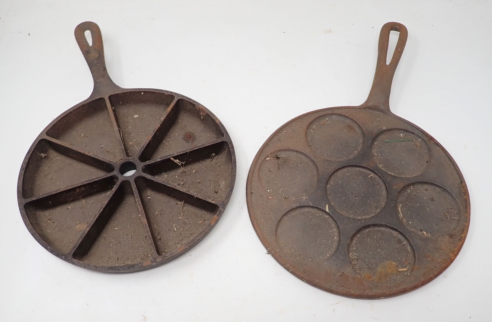 Cast Iron Cookware incl Lodge Cornbread Skillet (1 of 3)