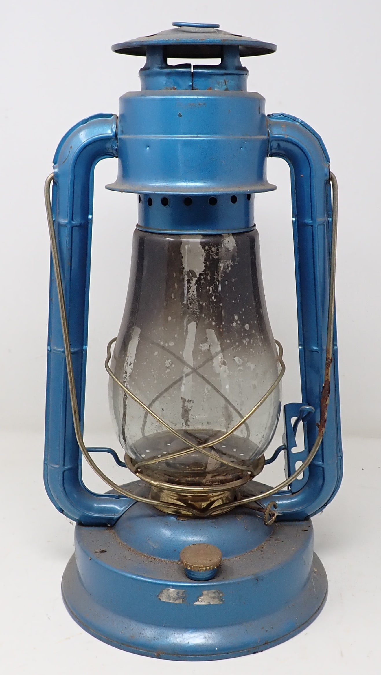 V&O No. 80 Lantern: Approx 15" tall
