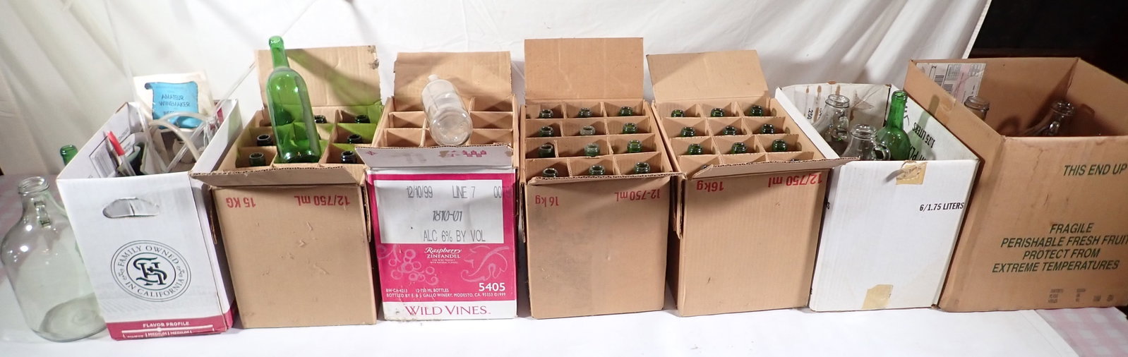 Wine Bottles & Supplies: NO SHIPPING !