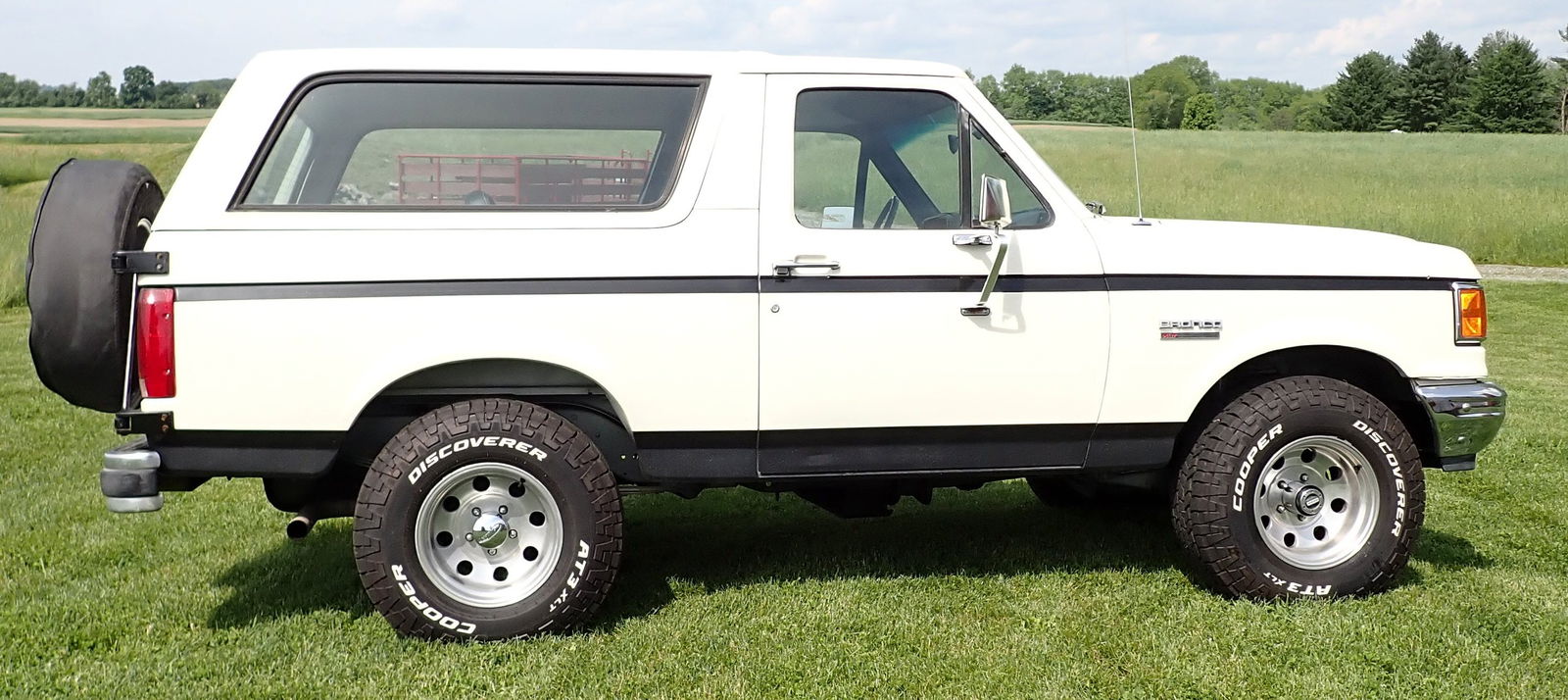 1991 Ford Bronco 4x4 (1 of 20)