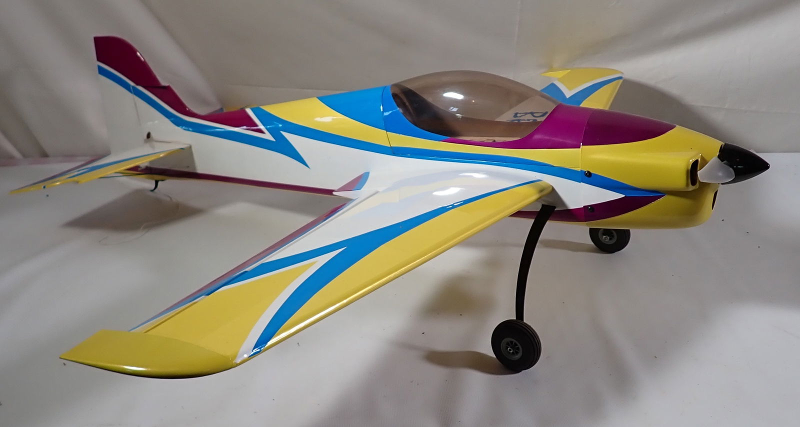 Remote Controlled Airplane (1 of 6)