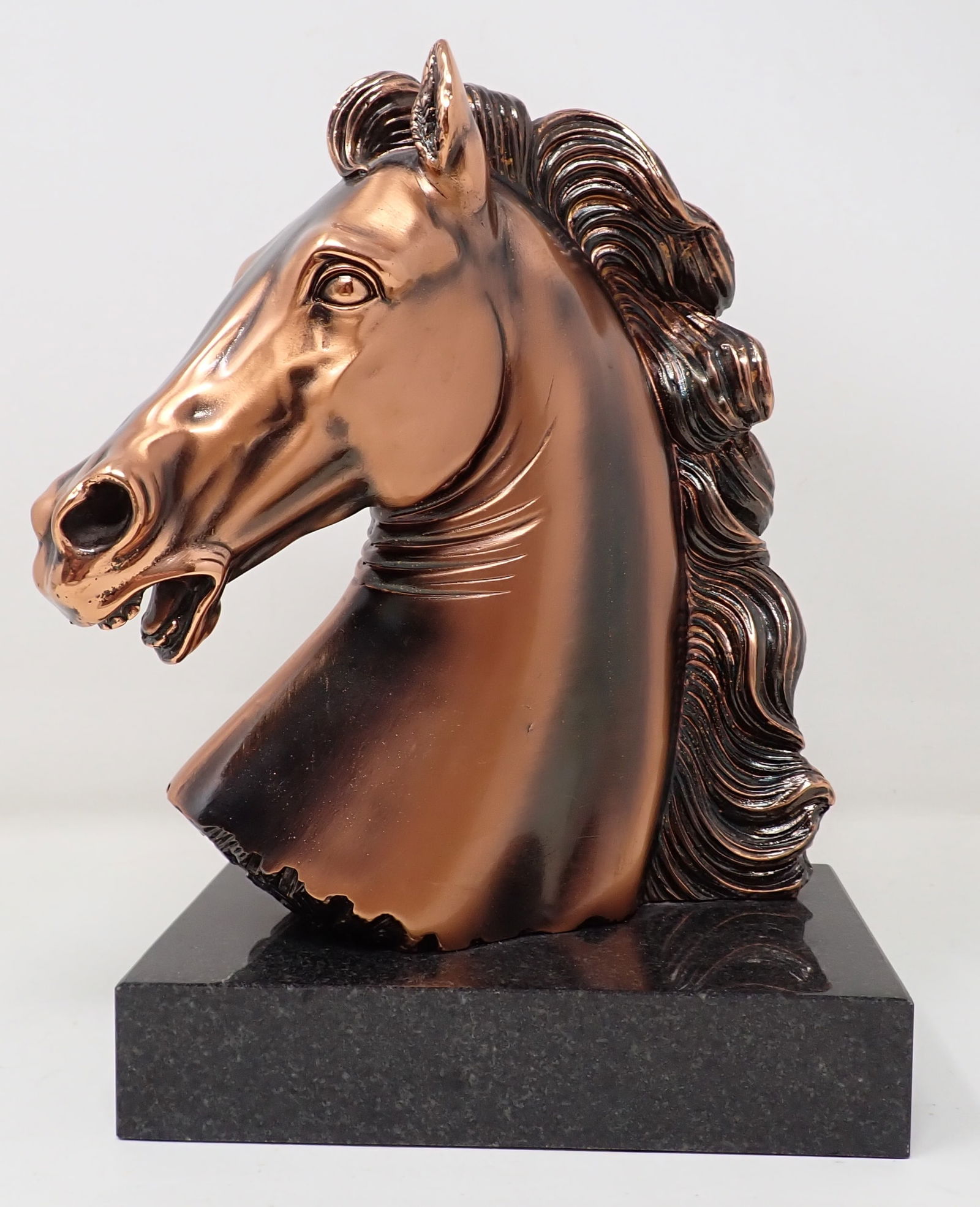 Horse Sculpture / Bookend: Approx 3 5/8" x 6" x 8 1/2" tall