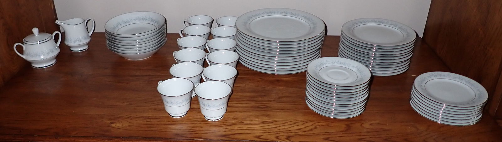 Noritake Marywood Dinnerware (1 of 4)