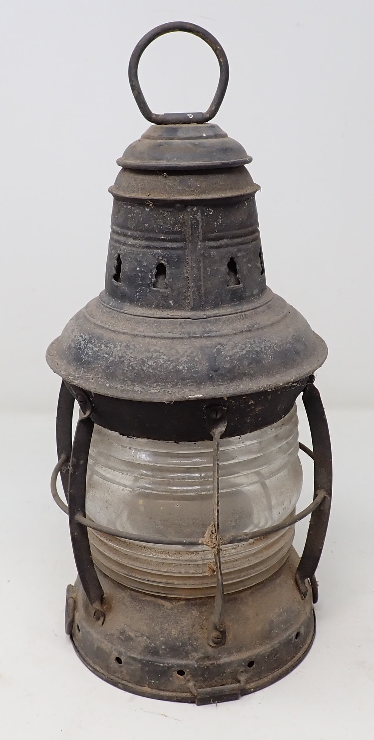 Wilcox & Crittenden Nautical Lantern (1 of 7)