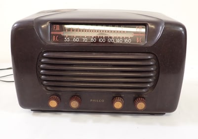 Philco 48-472 Vacuum Tube Bakelite Radio