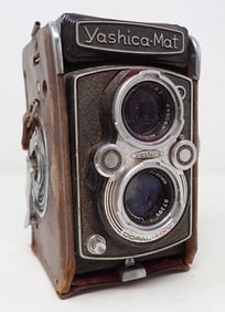 Yashica Yashica-Mat  Camera