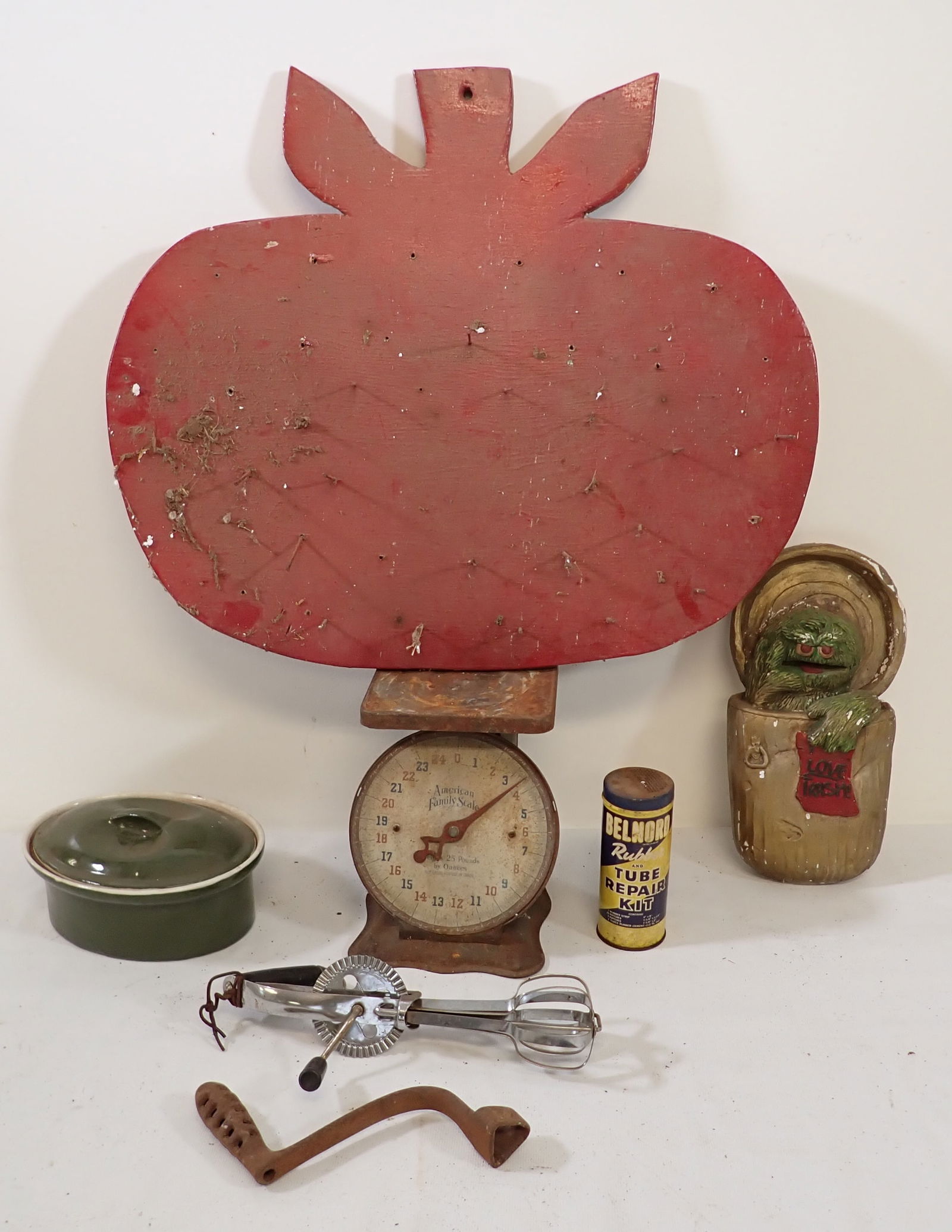 Scale Wooden Tomato Hand Mixer & Misc (1 of 3)