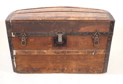 Dome Top Trunk