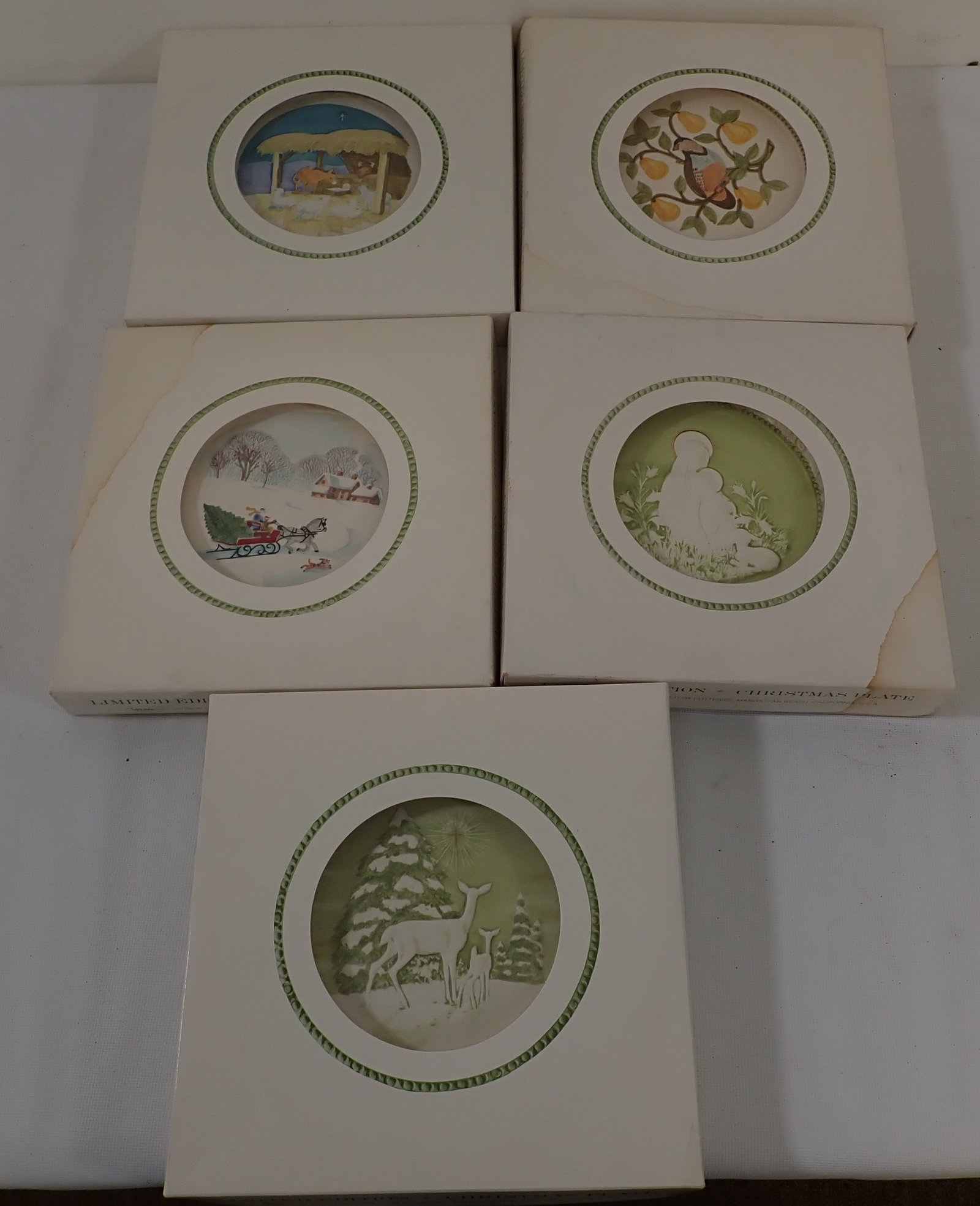 Vernon Ware Christmas Plates: NO shipping