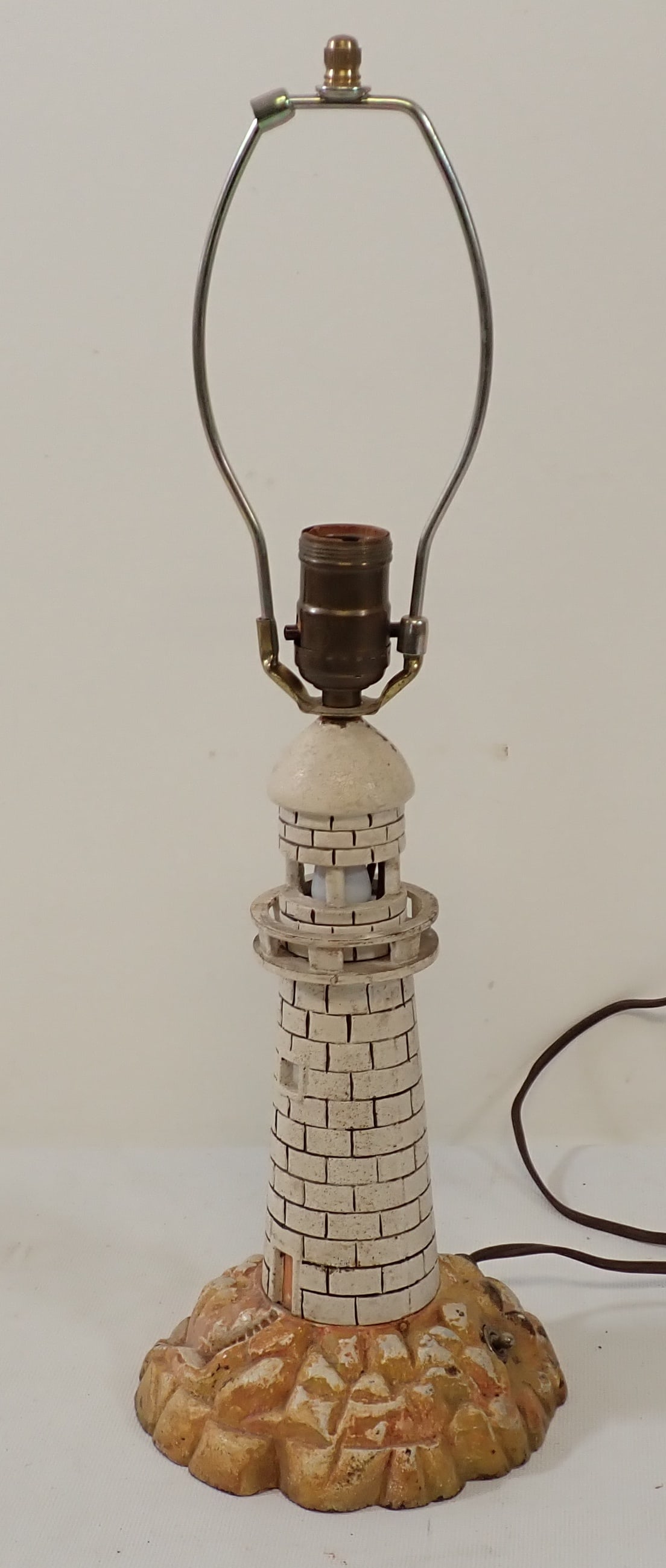 Cast Iron Lighthouse Table Lamp (1 of 4)