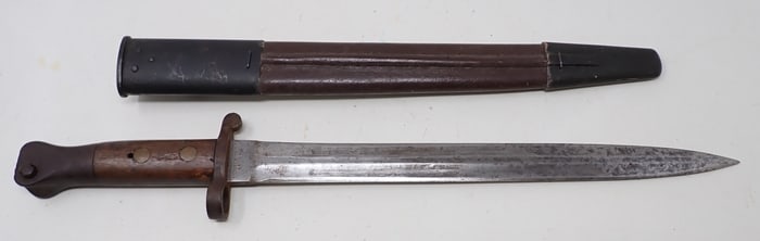 British Enfield WWII Bayonet & Sheath