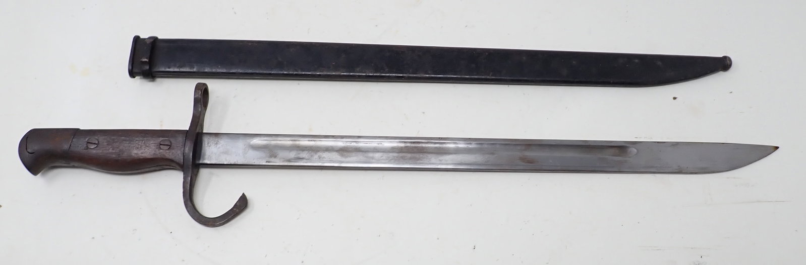 Bayonet: Approx 19 1/2" long