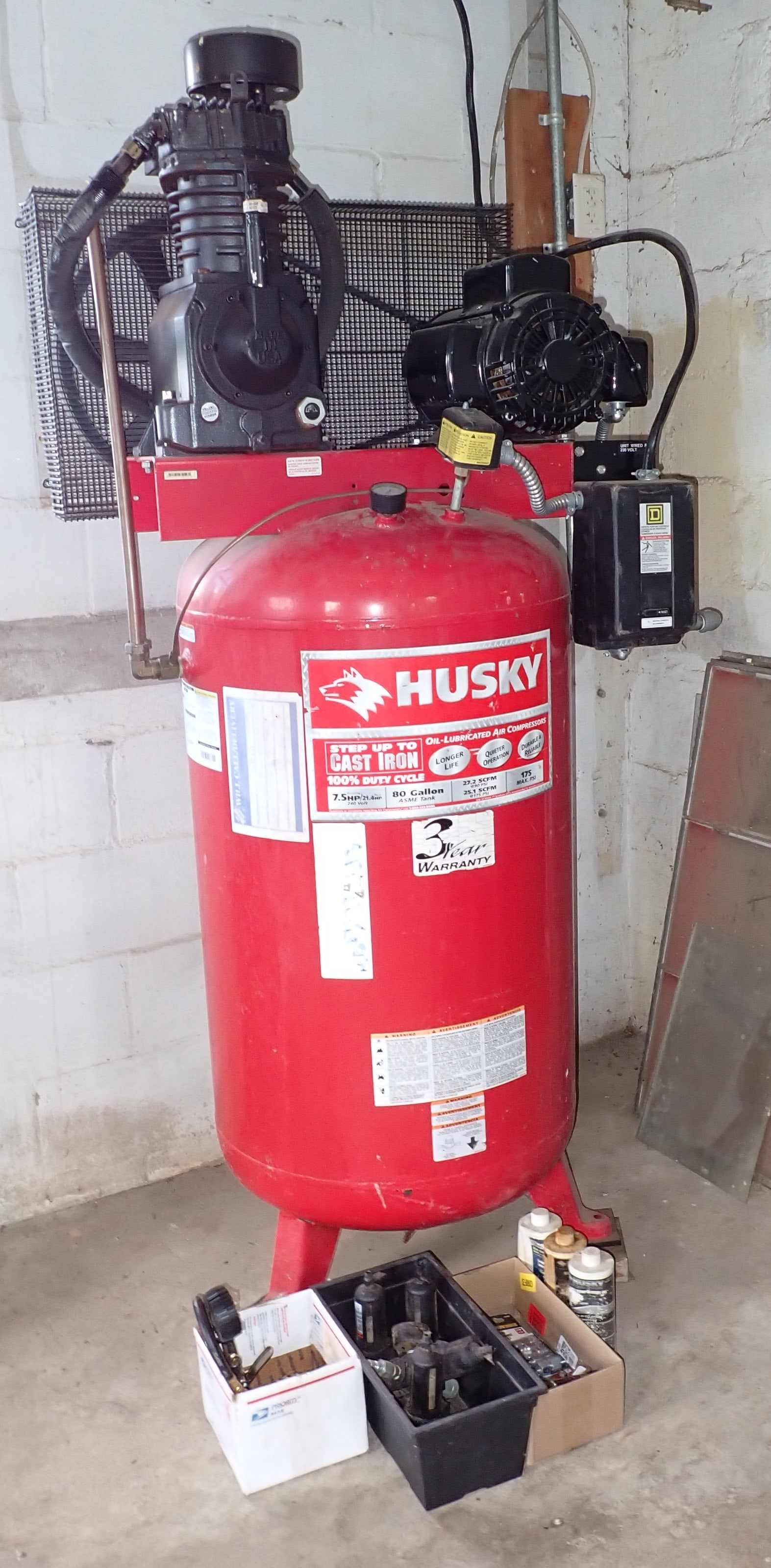 Husky TF2912 Air Compressor 230v (1 of 9)