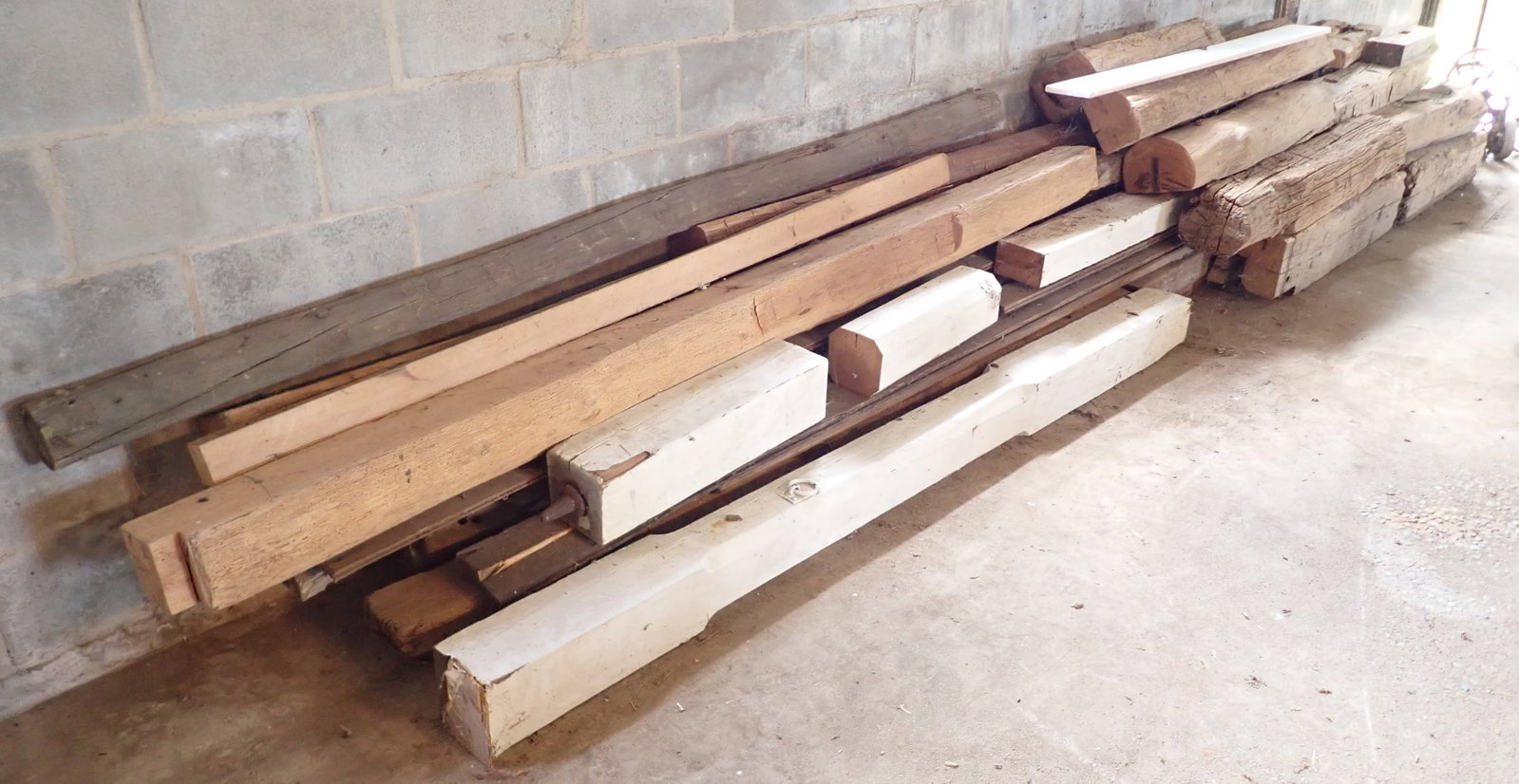 Hand Hewn & Misc Lumber: Longest is approx 4 3/4" x 6 1/2" x 8'6" long. Take what you want and leave the rest. No shipping !
