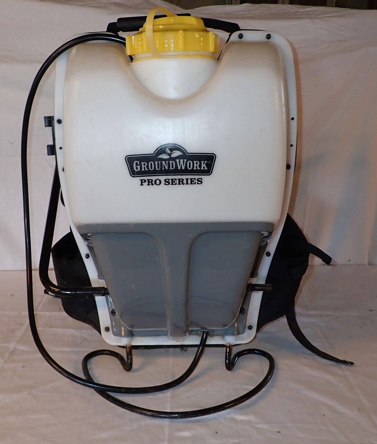 Groundwork Pro Series Backpack Sprayer (1 of 2)