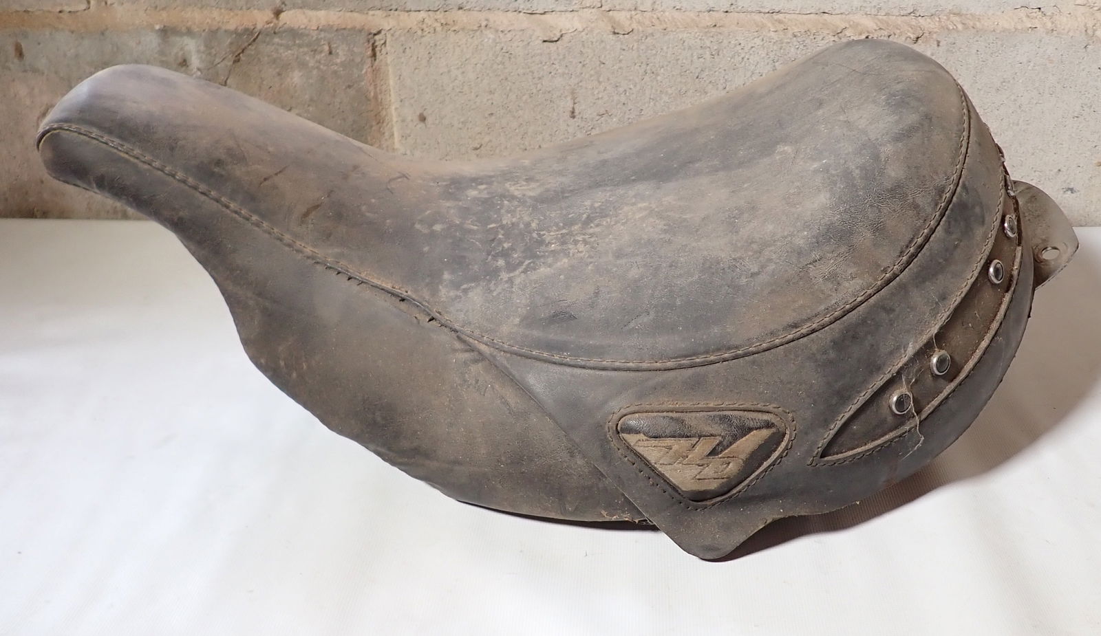 Harley Davidson Motorcycle Seat (1 of 7)