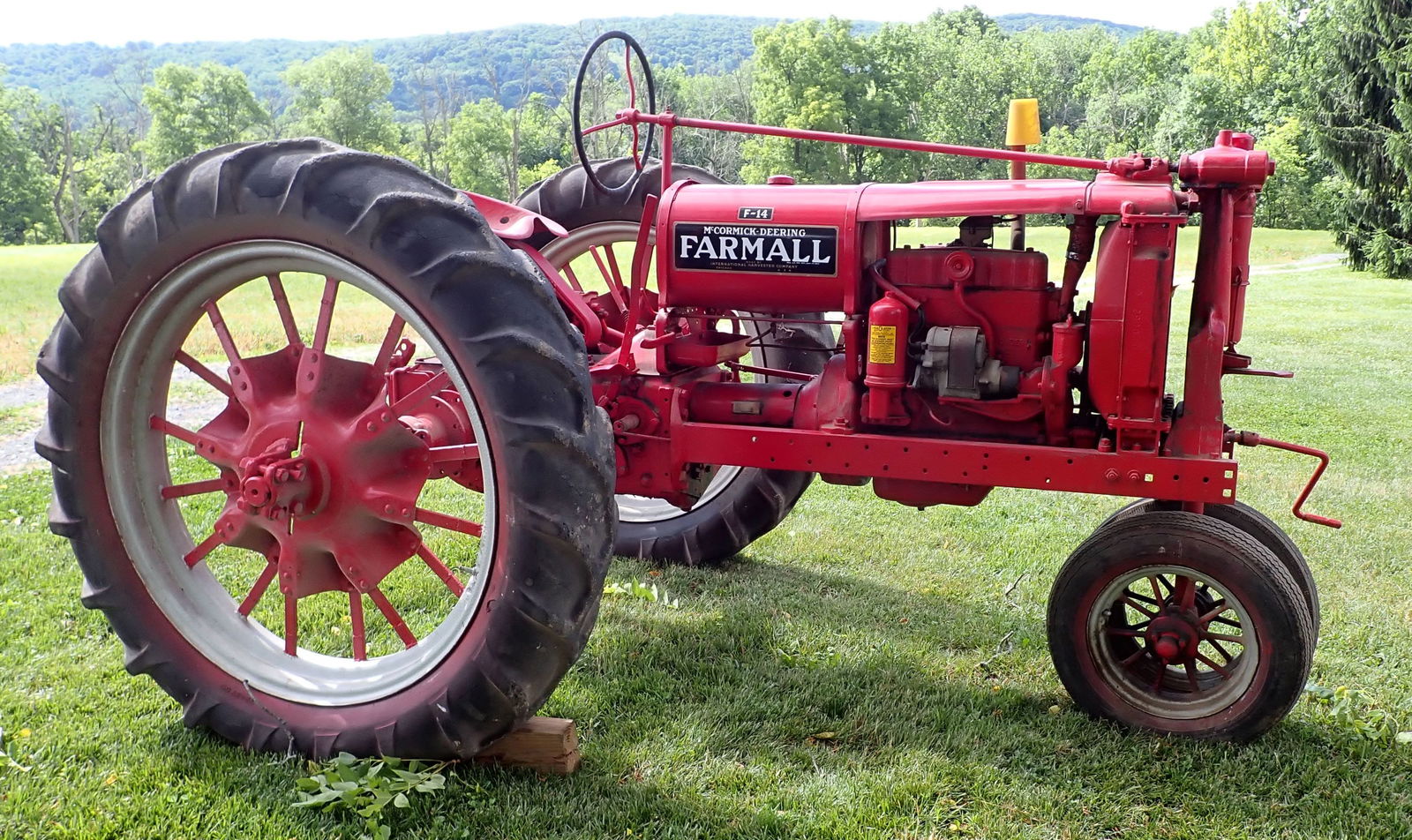 McCormick Deering Farmall F-14 Tractor (1 of 16)