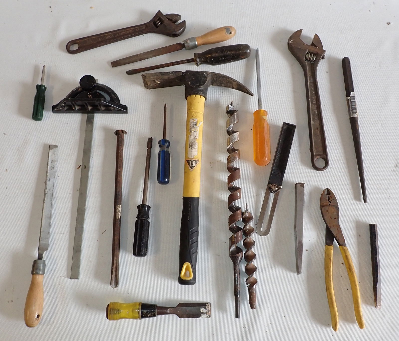 Punch Chisels Pick Adjustable Wrenches Misc Tools (1 of 5)