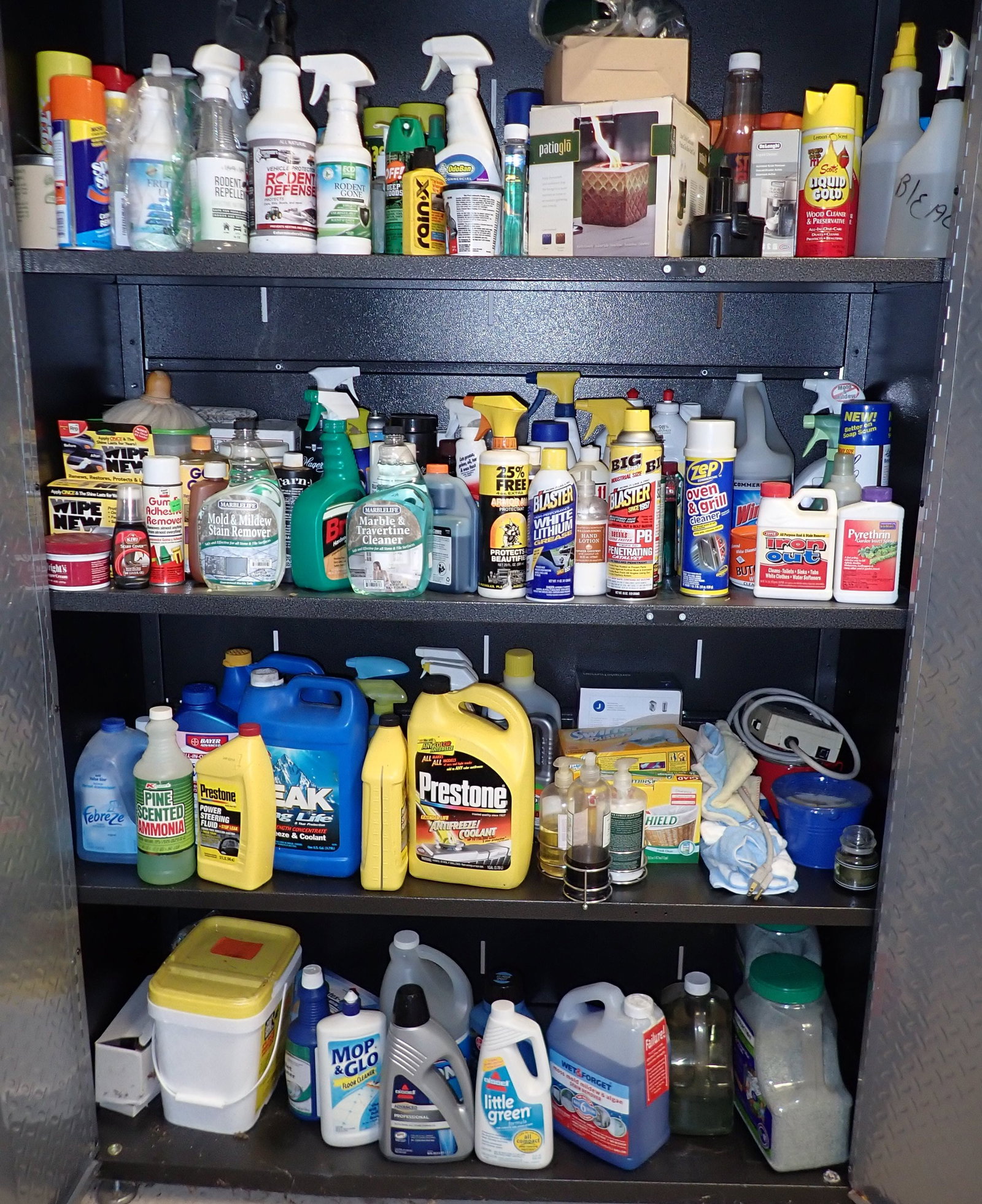 Cleaners Oils & Misc Cabinet Contents (1 of 10)