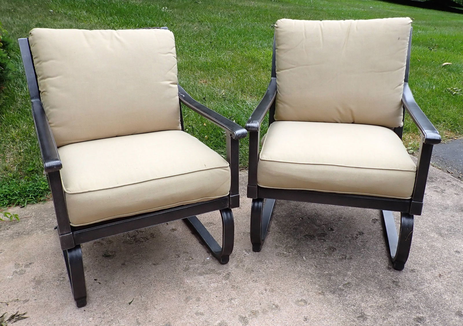 Set of 4 Aluminum Patio Chairs (1 of 5)
