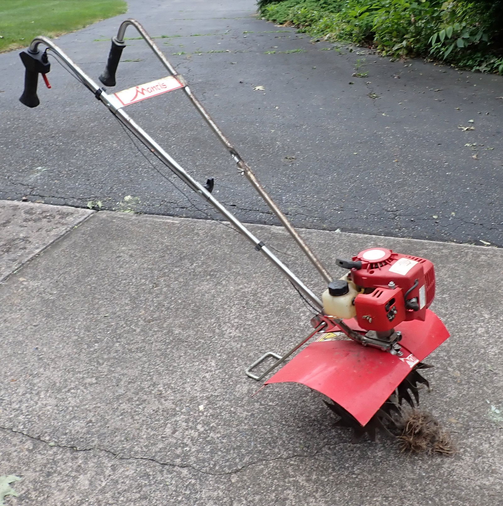 Mantis Tiller (1 of 5)