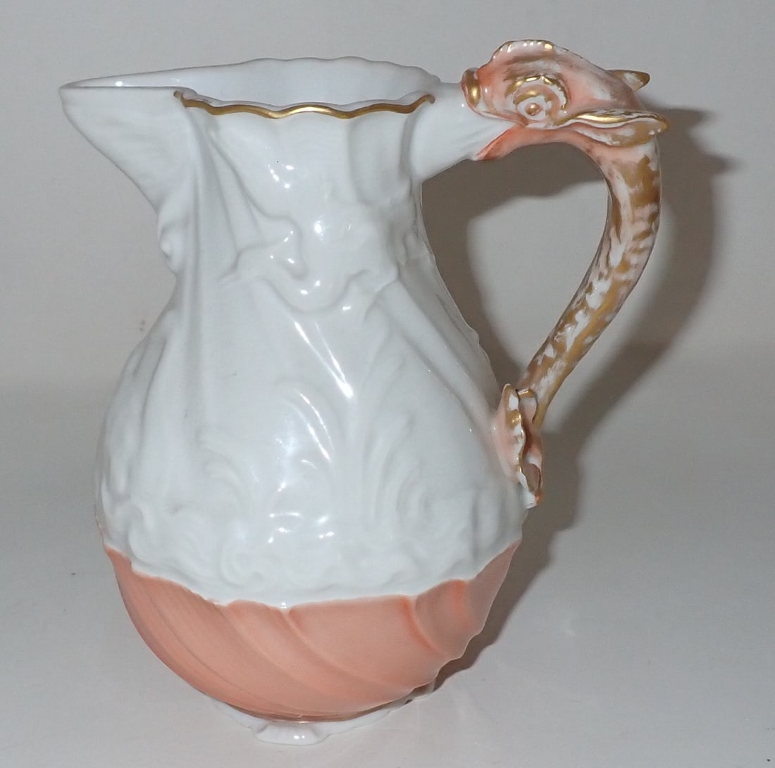 Mottahedeh Vista Alegre Pitcher w/ Dolphin Handle: Apprx 5 5/8" tall