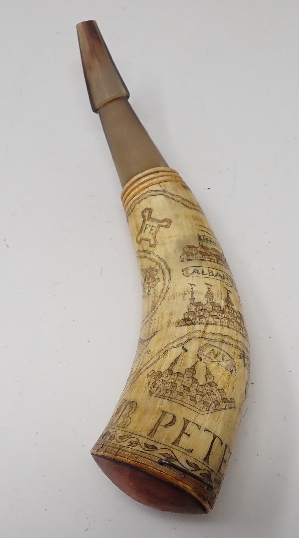 Peter Lanmon Engraved Powder Horn (1 of 17)