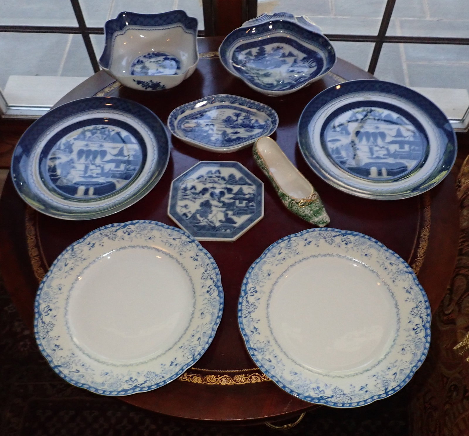 Mottahedeh Plates Dishes Tray Shoe Trivet: Plates are approx 10 1/4" in diameter