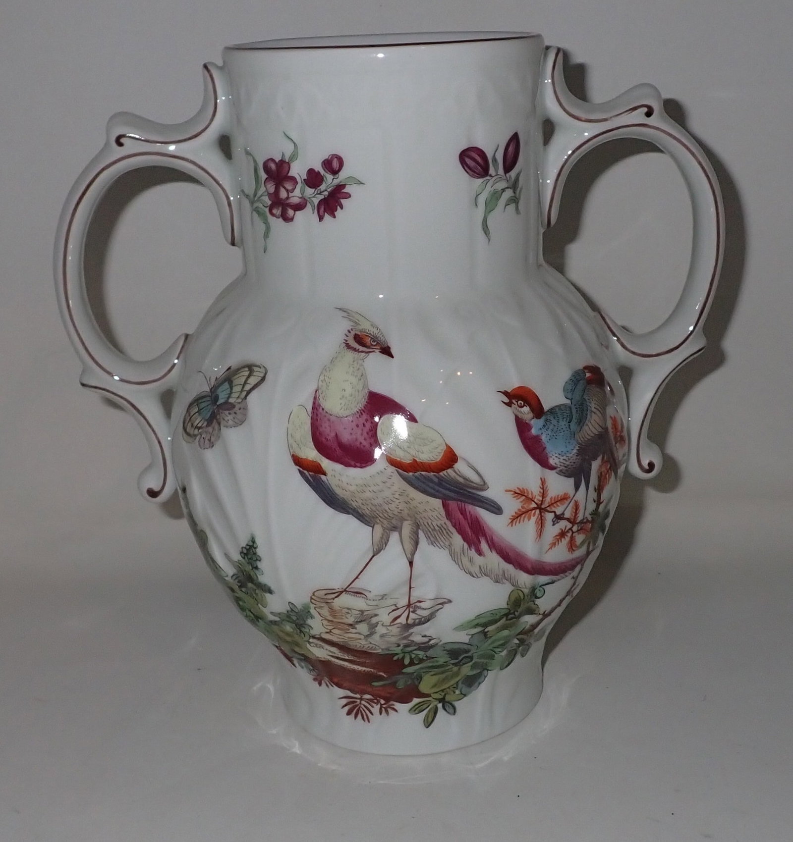 Mottahedeh Williamsburg Reserve Collection Vase (1 of 3)