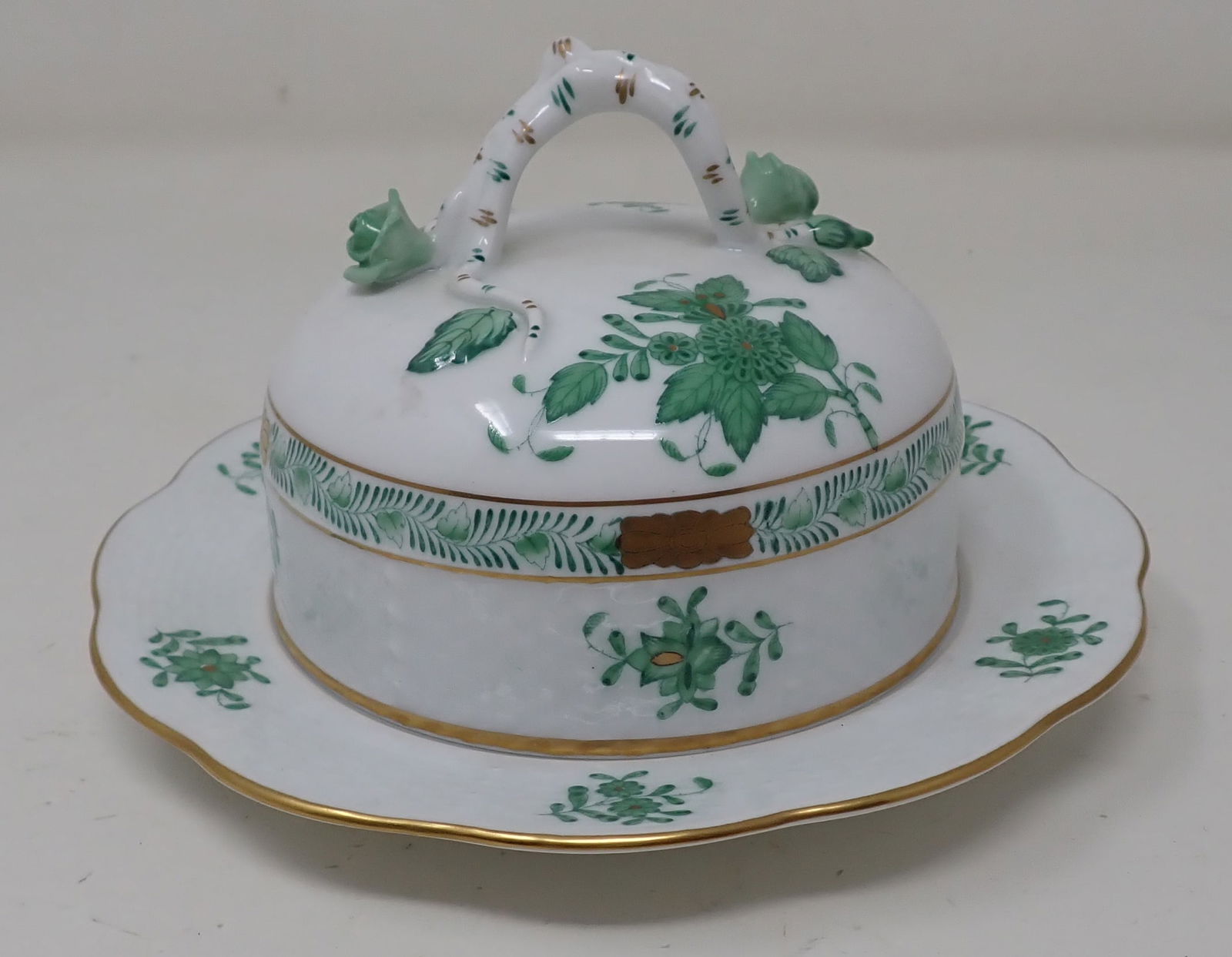 Herend Chinese Bouquet Covered Butter Dish (1 of 4)