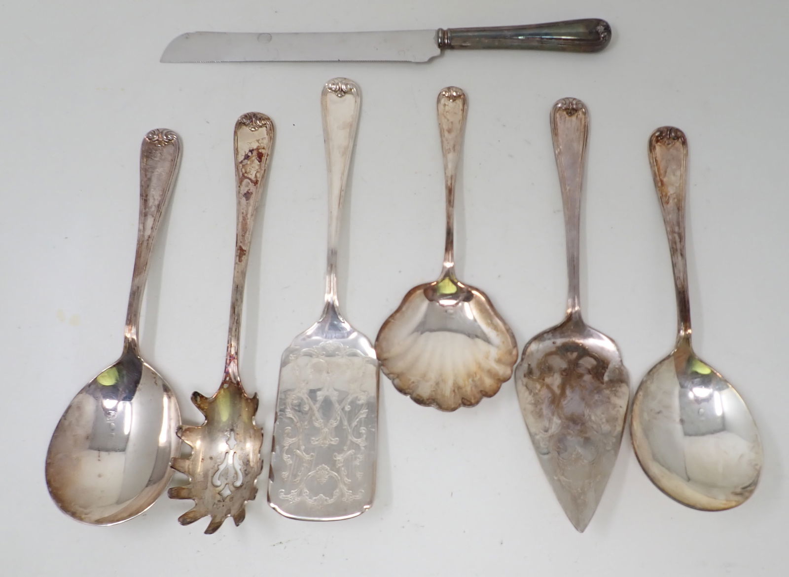 Gorham Heritage Serving Pieces: Longest is approx 11 3/4"