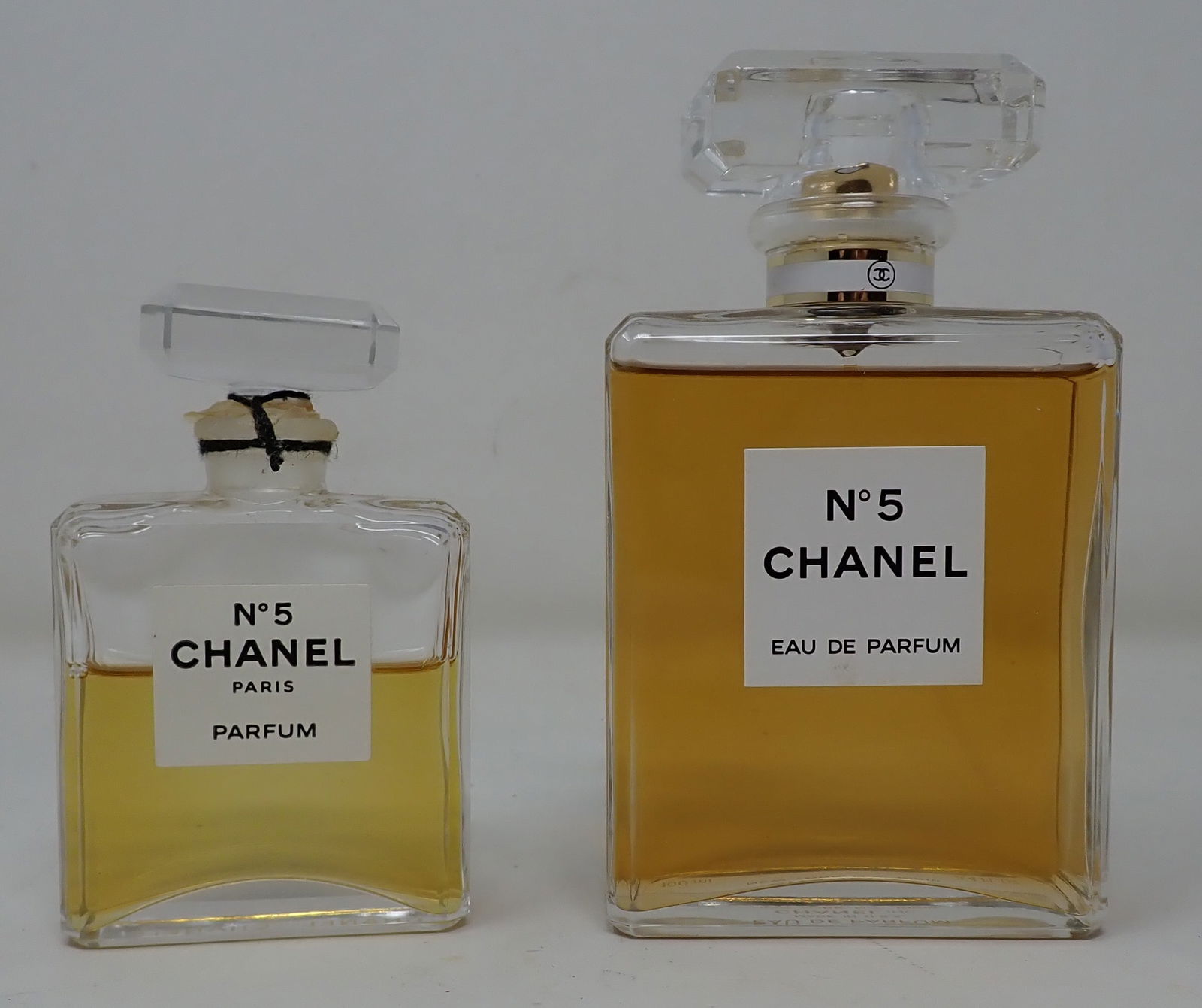 Chanel No.5 Perfumes (1 of 1)