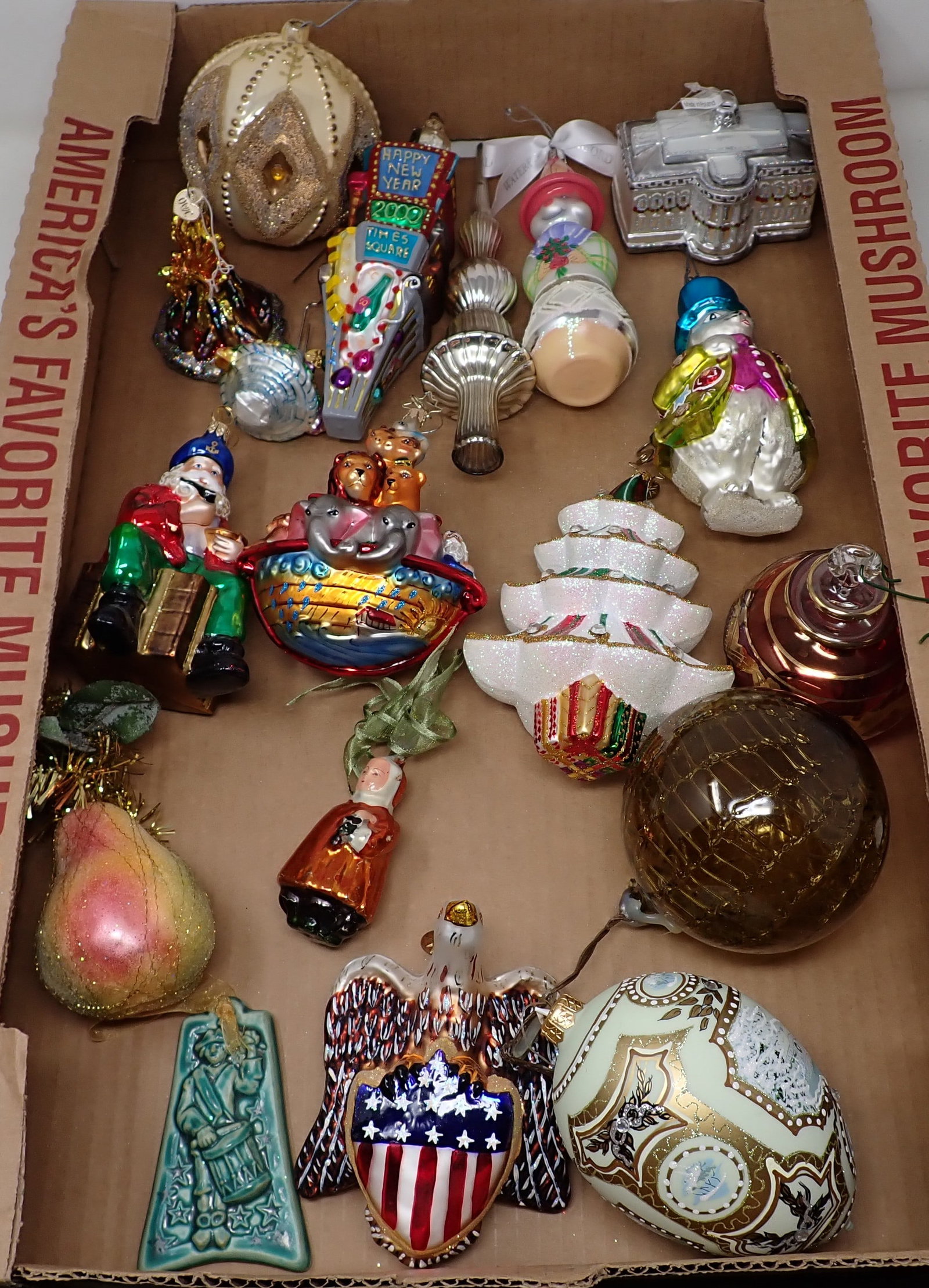 Christmas Ornaments: Shipping available thru UPS Store 5528